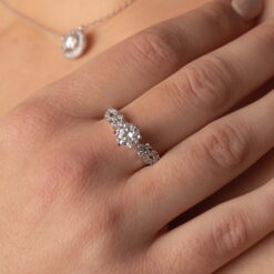 Γυναικείο δαχτυλίδι Brizzling με πέτρες Moissanite -BMR064 8 84 scaled 1 Γυναικείο δαχτυλίδι Brizzling με πέτρες Moissanite -BMR064 watchbox.gr