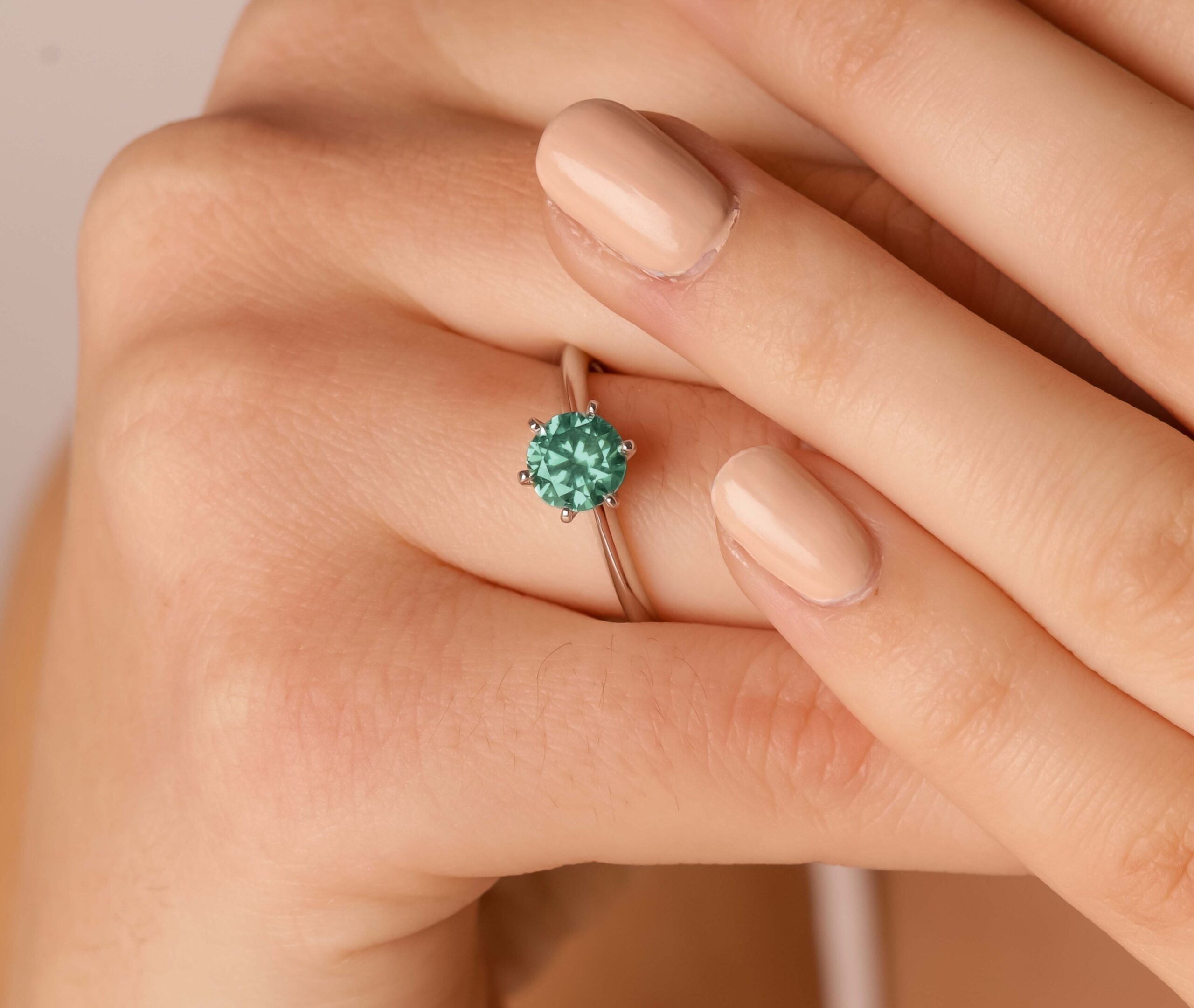 Γυναικείο δαχτυλίδι Brizzling με μπλε πέτρα Moissanite -BMR004 4 Γυναικείο δαχτυλίδι Brizzling με μπλε πέτρα Moissanite -BMR004 - Image 2